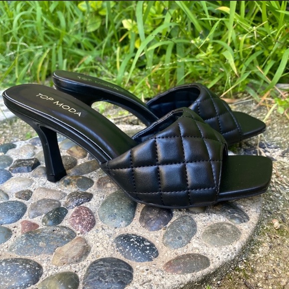 Quilted Stiletto Kitten Heels and Square Toe Mules Sandals - Picture 3 of 6